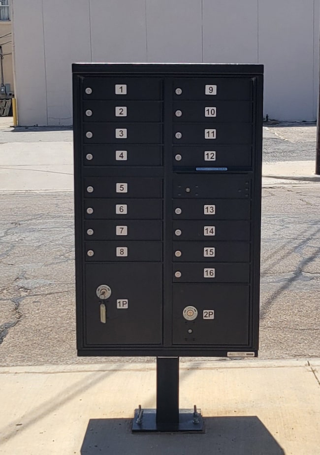 201 E Chambers St unit 205, Cleburne, TX 76031 - photo 5