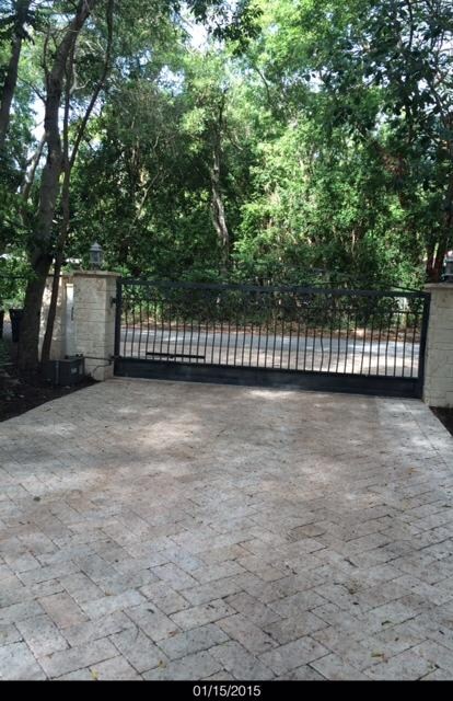 baaracuda_gate