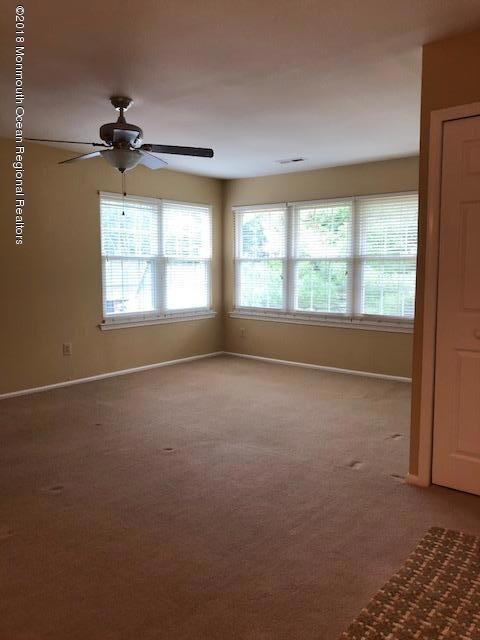 55 Snowberry Ct unit 292, Red Bank, NJ 07701 - photo 5