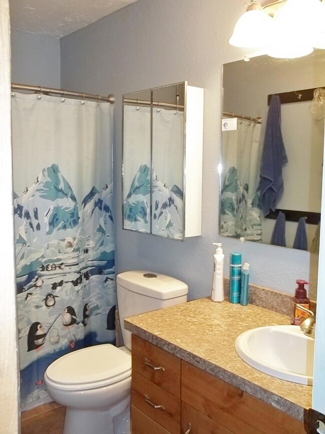 612 1/2 Utah 143 unit Kristi 1G, Brian Head, UT 84719 - photo 4