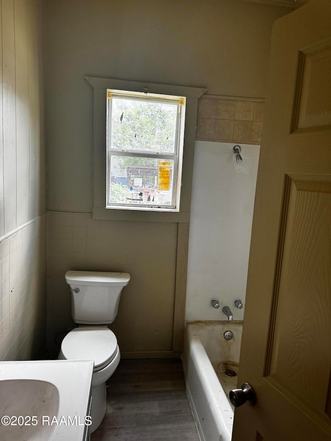 carl c bathroom