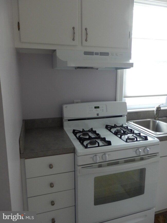 105 1st Ave SW, Glen Burnie, MD 21061 - photo 7