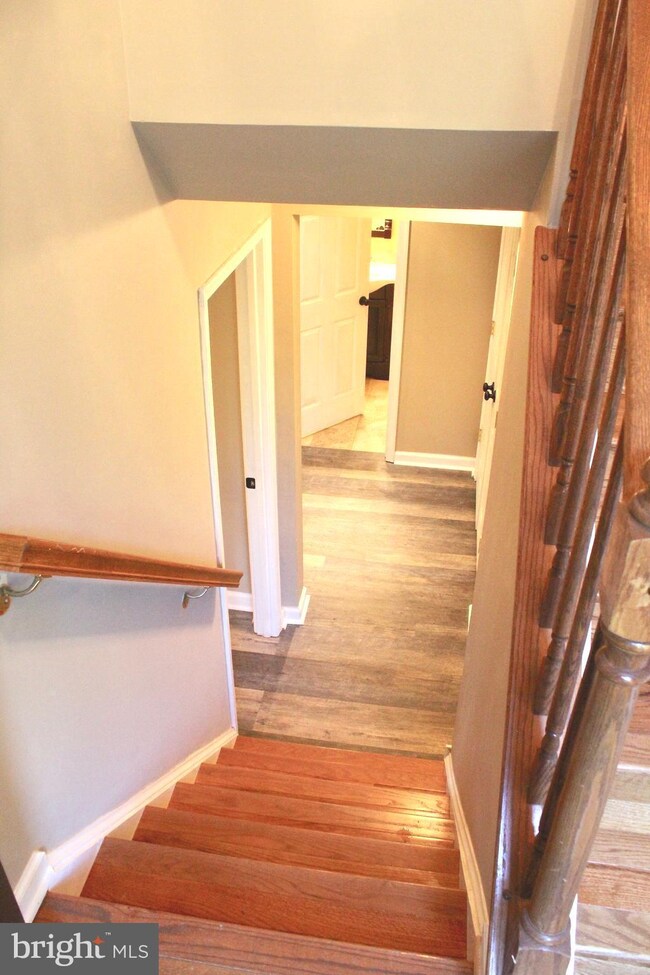 36064 Wilderness Shores Way, Locust Grove, VA 22508 - photo 7