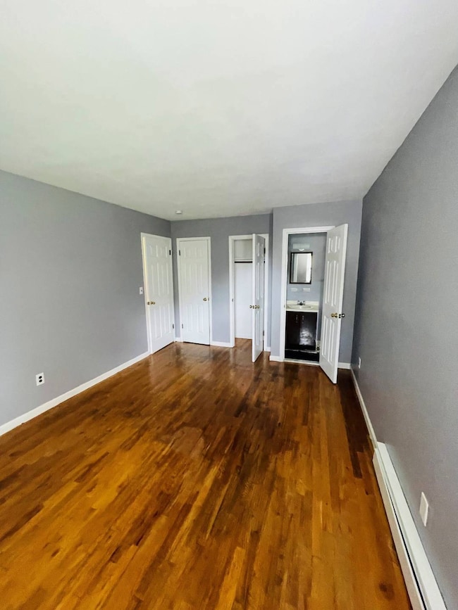 9 Conway Ct unit 1, Glen Cove, NY 11542 - photo 5