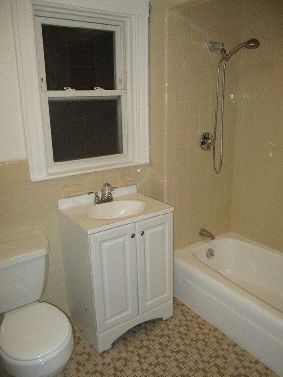 5 Upland Rd unit 1, Somerville, MA 02144 - photo 3