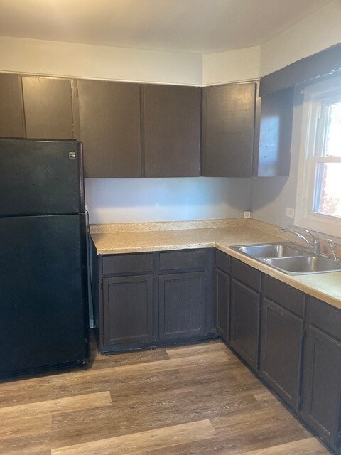 17306 Mahoney Pkwy, Hazel Crest, IL 60429 - photo 6