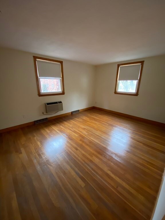 45 N Emerson St unit 3, Wakefield, MA 01880 - photo 5