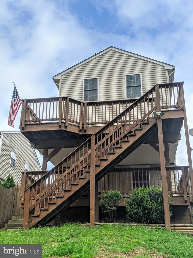 402 B E H St, Brunswick, MD 21716 - photo 3