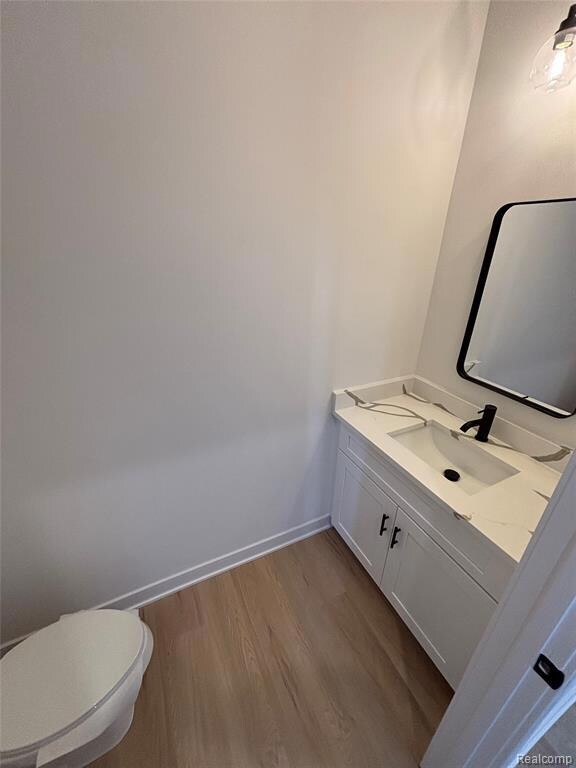 27095 Lawnwood St, Roseville, MI 48066 - photo 5