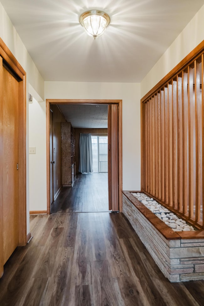 410 N Eisenhower-2