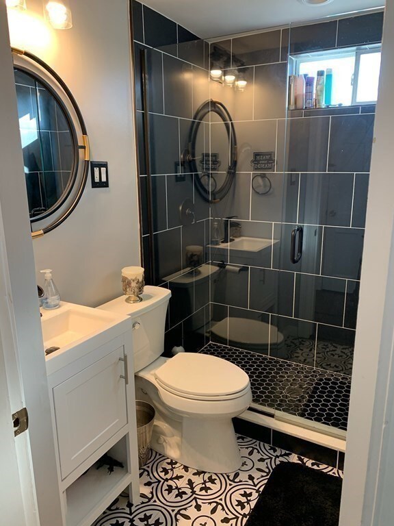 9 Carlton St, Saugus, MA 01906 - photo 4