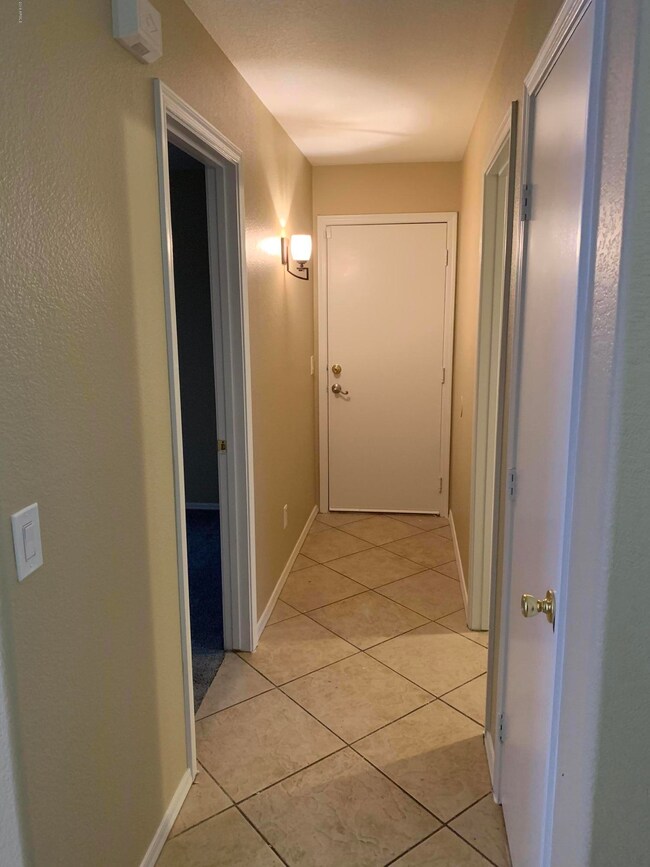 8925 W Osborn Rd, Phoenix, AZ 85037 - photo 6