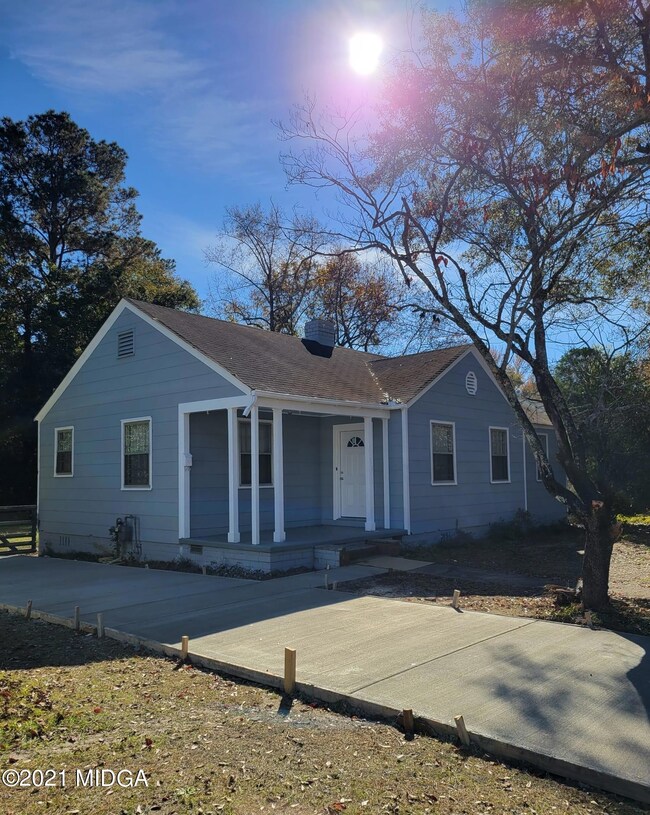 Macon Ave MLS photo 2