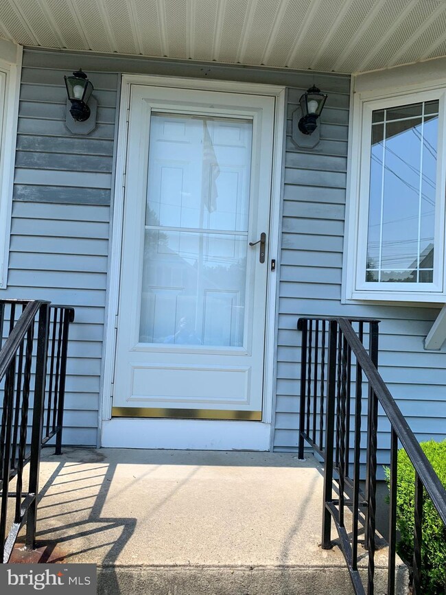 8749 Stockton Ave, Merchantville, NJ 08109 - photo 3