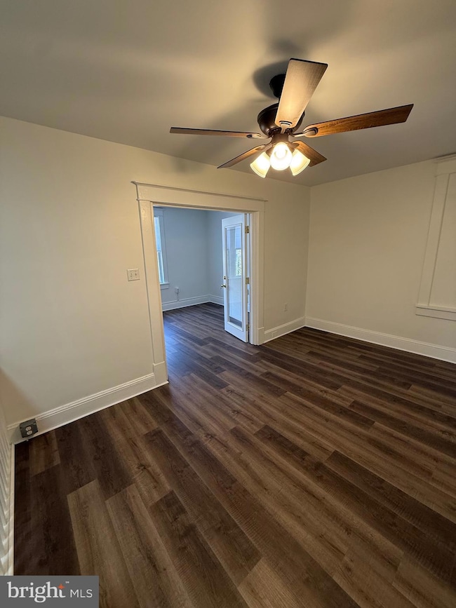 18 1/2 S Braddock St, Winchester, VA 22601 - photo 3