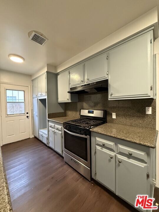 7538 Fair Ave, Sun Valley, CA 91352 - photo 6