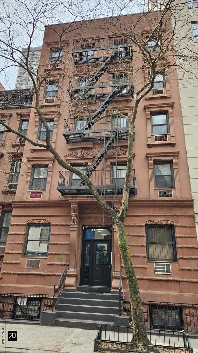 46 W 65th St unit 3-D, New York, NY 10023 - photo 6