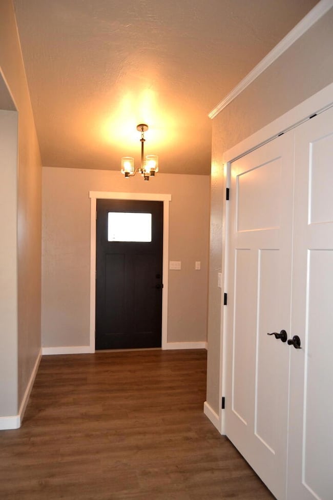 282 Gamay Dr, Cave Junction, OR 97523 - photo 2