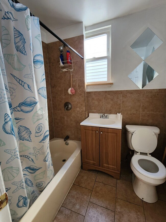 267 Forrest St, Jersey City, NJ 07304 - photo 2