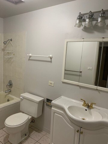 3609 Briar Ln, Hazel Crest, IL 60429 - photo 5