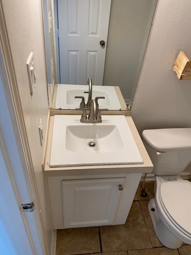 8901 Spaulding St unit A, Houston, TX 77016 - photo 6