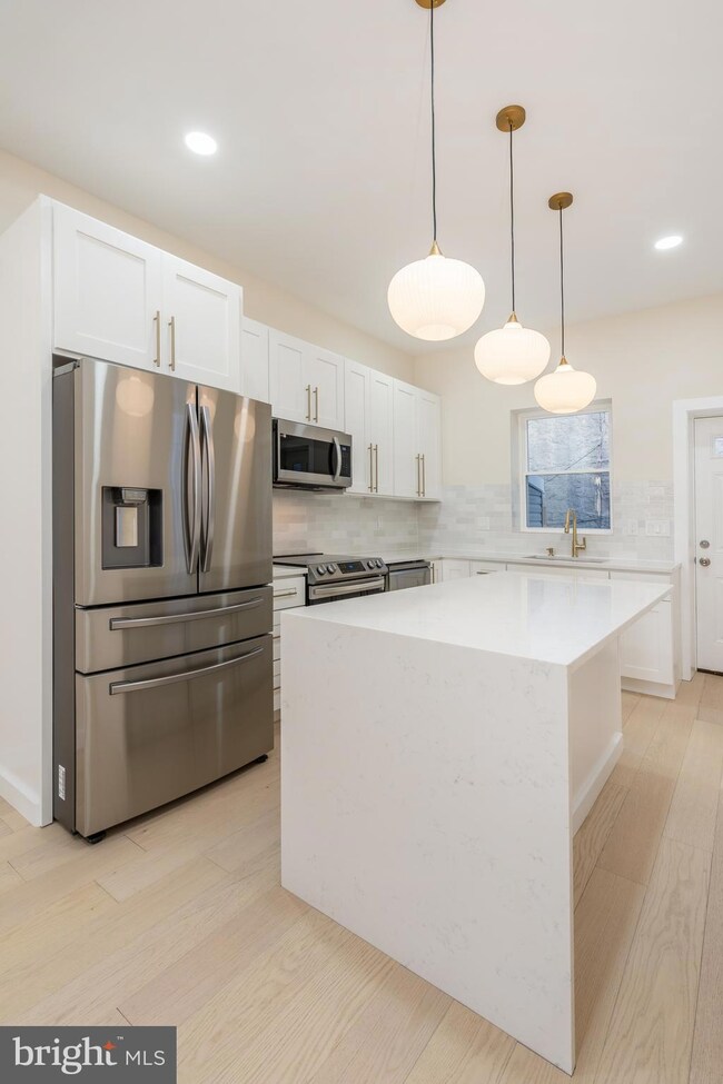 1552 N 28th St, Philadelphia, PA 19121 - photo 4