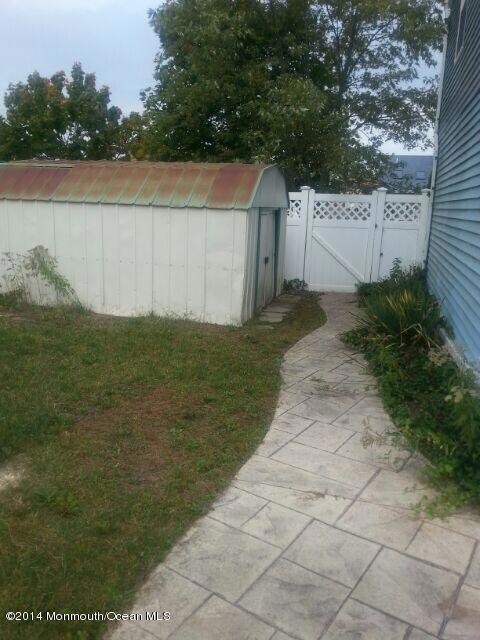 BACKYARD I