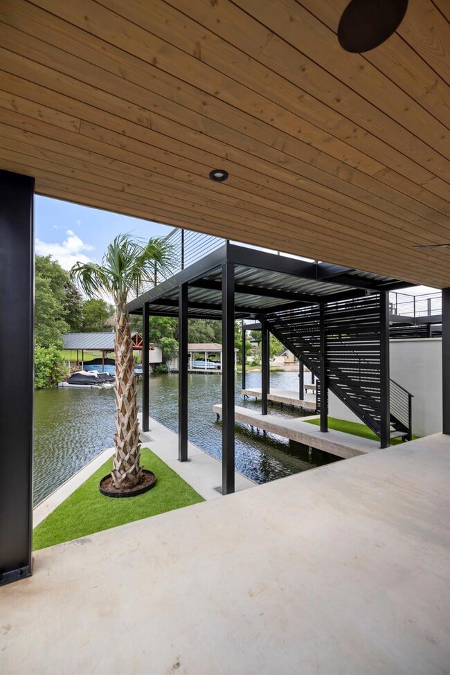 701 Hi Cir N unit A, Horseshoe Bay, TX 78657 - photo 5