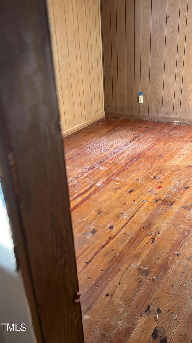 516 Mayview St, Fayetteville, NC 28306 - photo 7