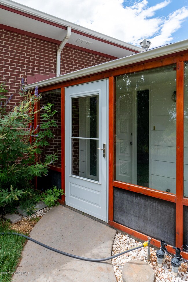 sunroom entry