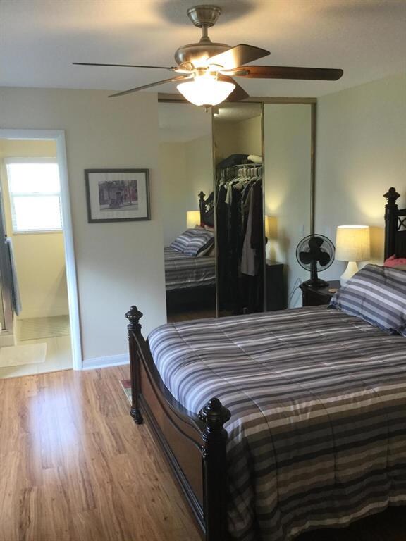 28 Clinton Ct unit D, Royal Palm Beach, FL 33411 - photo 7