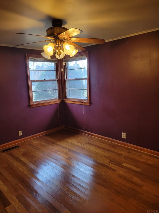 1108 E 32nd St, Marion, IN 46953 - photo 2
