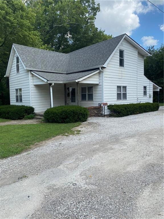 335 Avon Ave, Plainfield, IN 46168 - photo 4