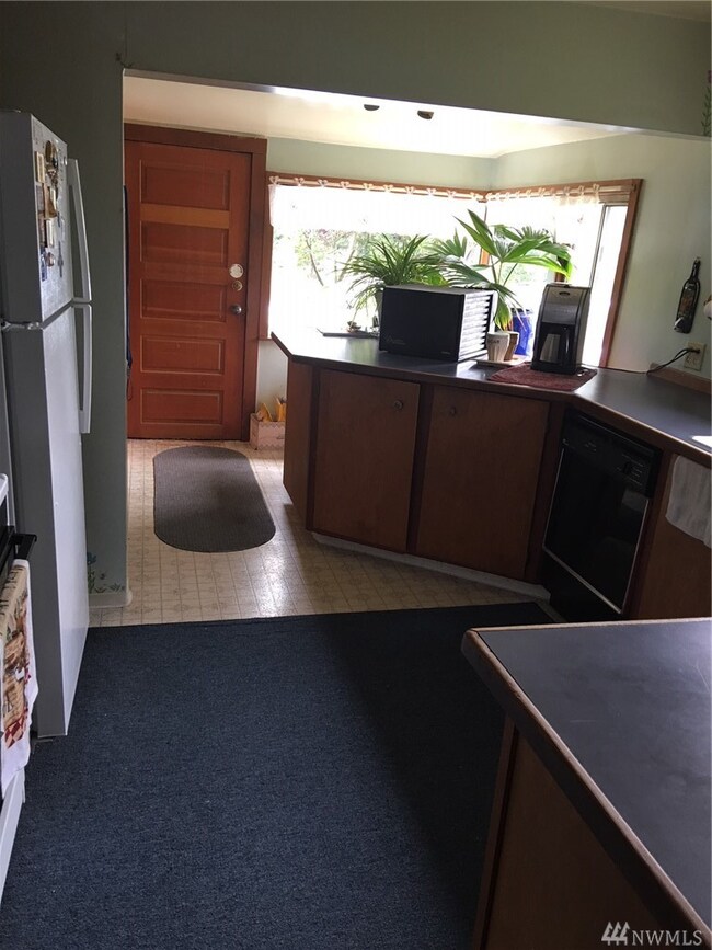 325 105th St SW, Everett, WA 98204 - photo 7