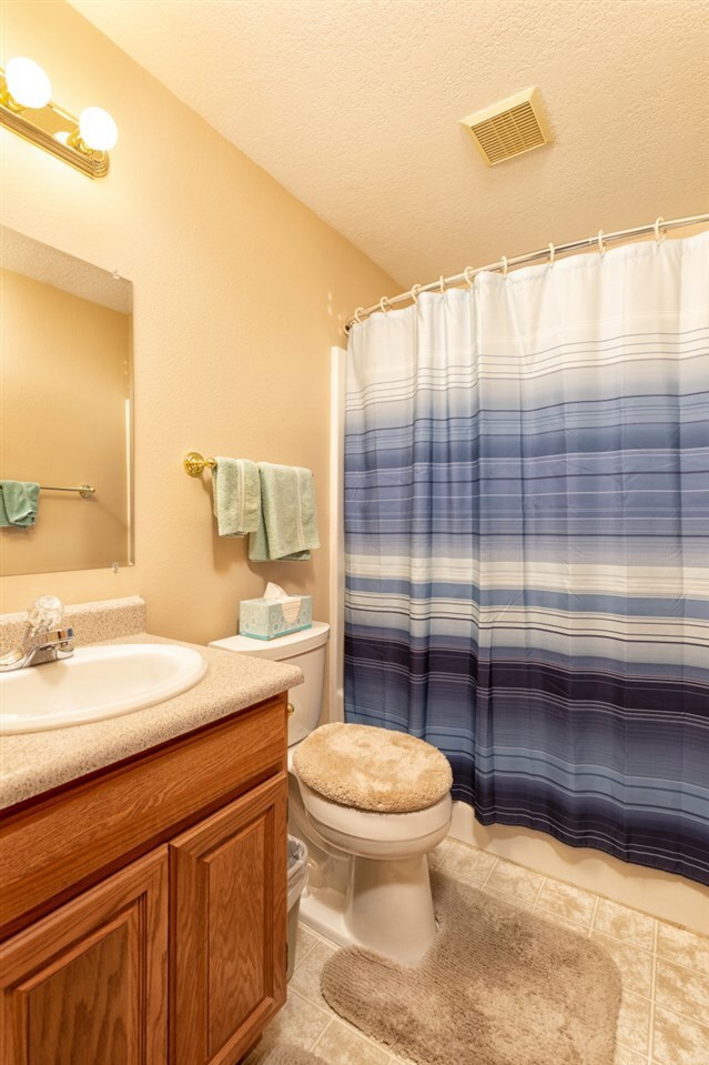 1406 Aspen Dr, Waterloo, IA 50701 - photo 7