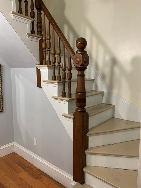 1306 Elmwood Ave unit 1, Cranston, RI 02910 - photo 3