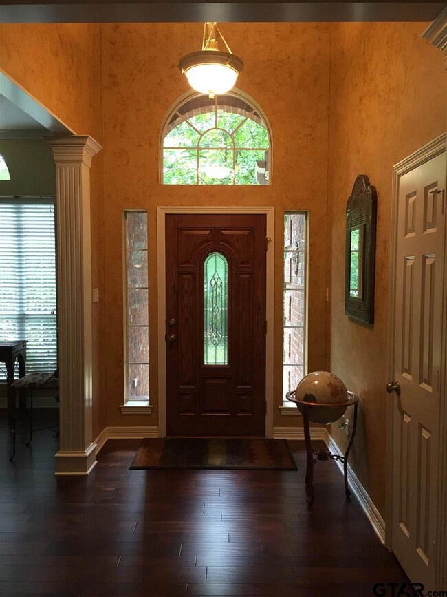 15011 Canopy Oaks Dr, Tyler, TX 75707 - photo 2