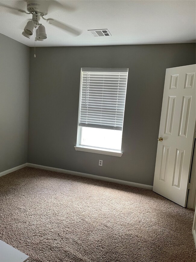 6607 W T c Jester Blvd, Houston, TX 77091 - photo 5