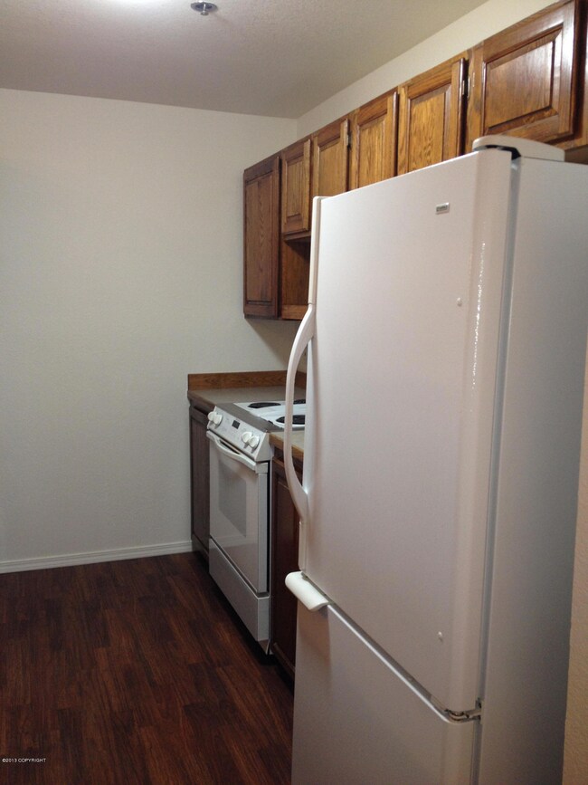 Cordova Square Kitchen b