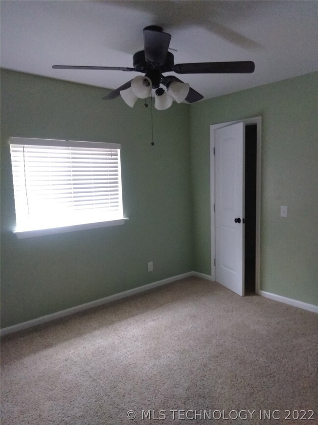 8712 S 200th East Ave, Broken Arrow, OK 74014 - photo 6