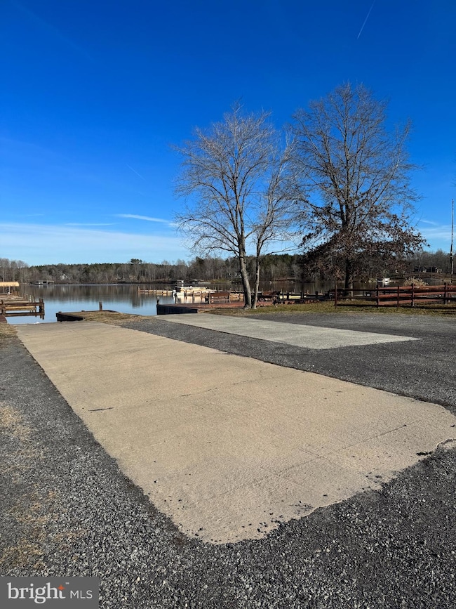 15406 Drummers Ln, Mineral, VA 23117 - photo 5