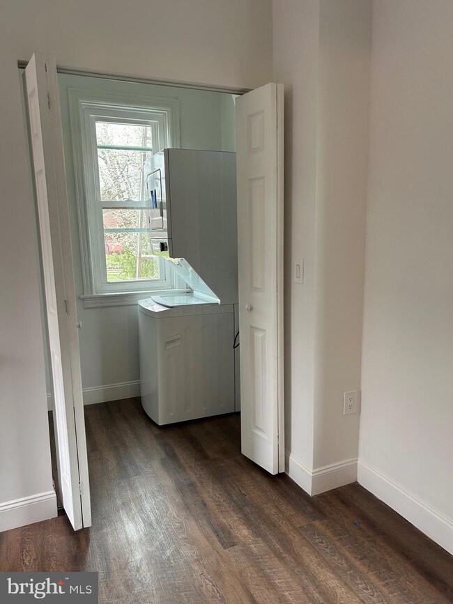 1401 Manor St, Columbia, PA 17512 - photo 4