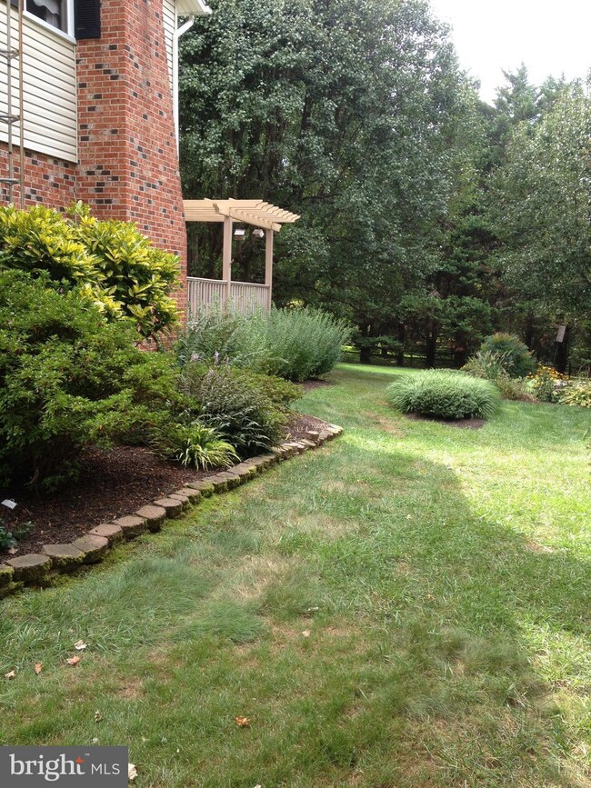 7898 Equestrian Way, Frederick, MD 21701 - photo 4