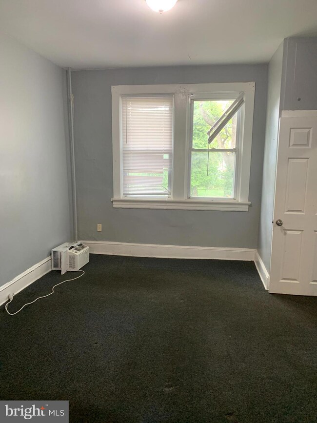 4018 Boarman Ave, Baltimore, MD 21215 - photo 4