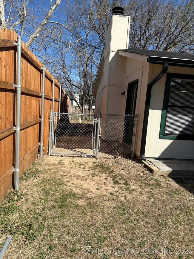 1201 N Narcissus Ave, Broken Arrow, OK 74012 - photo 5