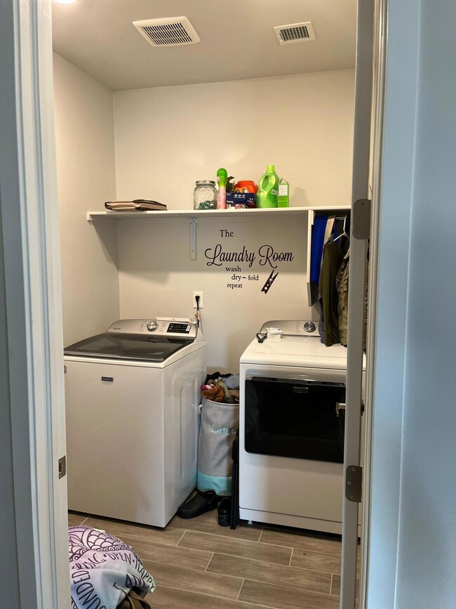 13596 Lawkland St, Horizon City, TX 79928 - photo 4