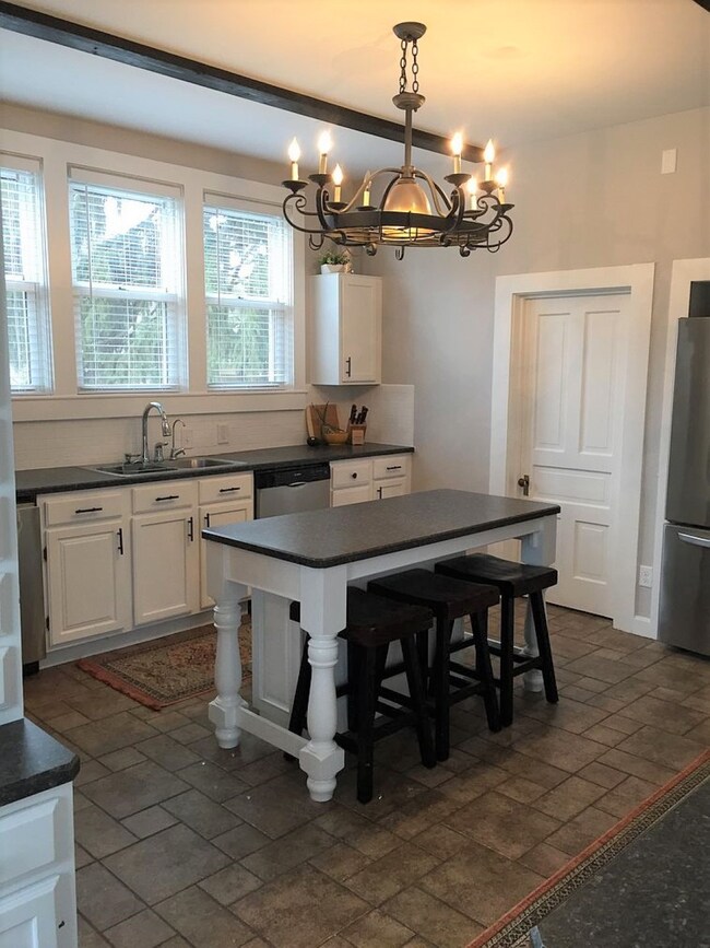 403 W Walnut St, Princeton, IN 47670 - photo 7