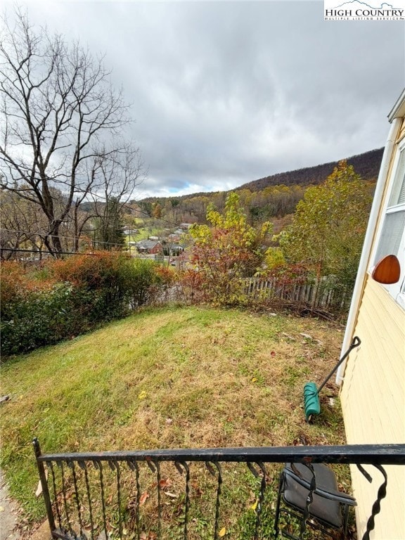 11 E 7th St, West Jefferson, NC 28694 - photo 3