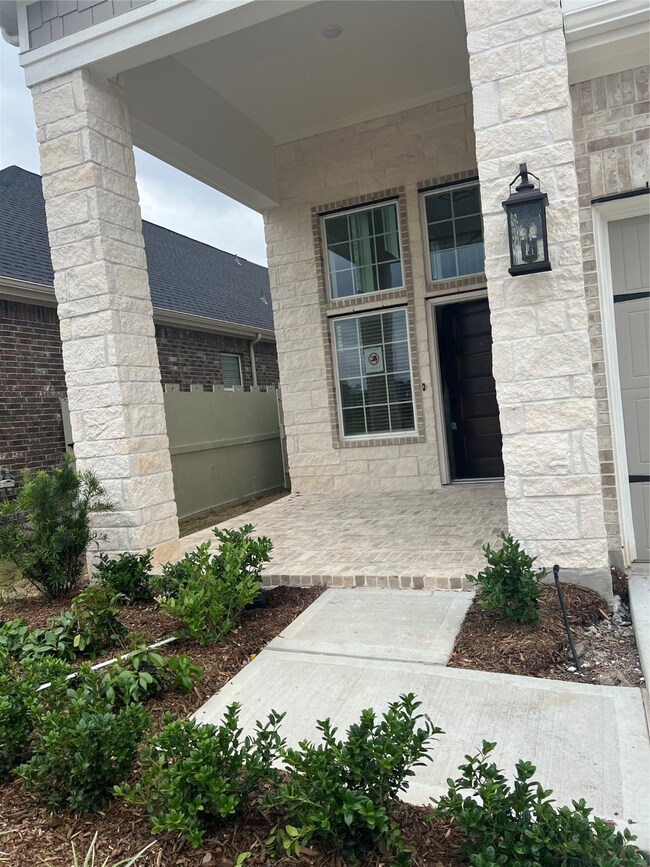 10734 Pine Pink, Conroe, TX 77385 - photo 2