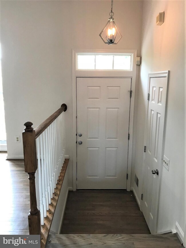 2038 Madrillon Springs Ct, Vienna, VA 22182 - photo 2